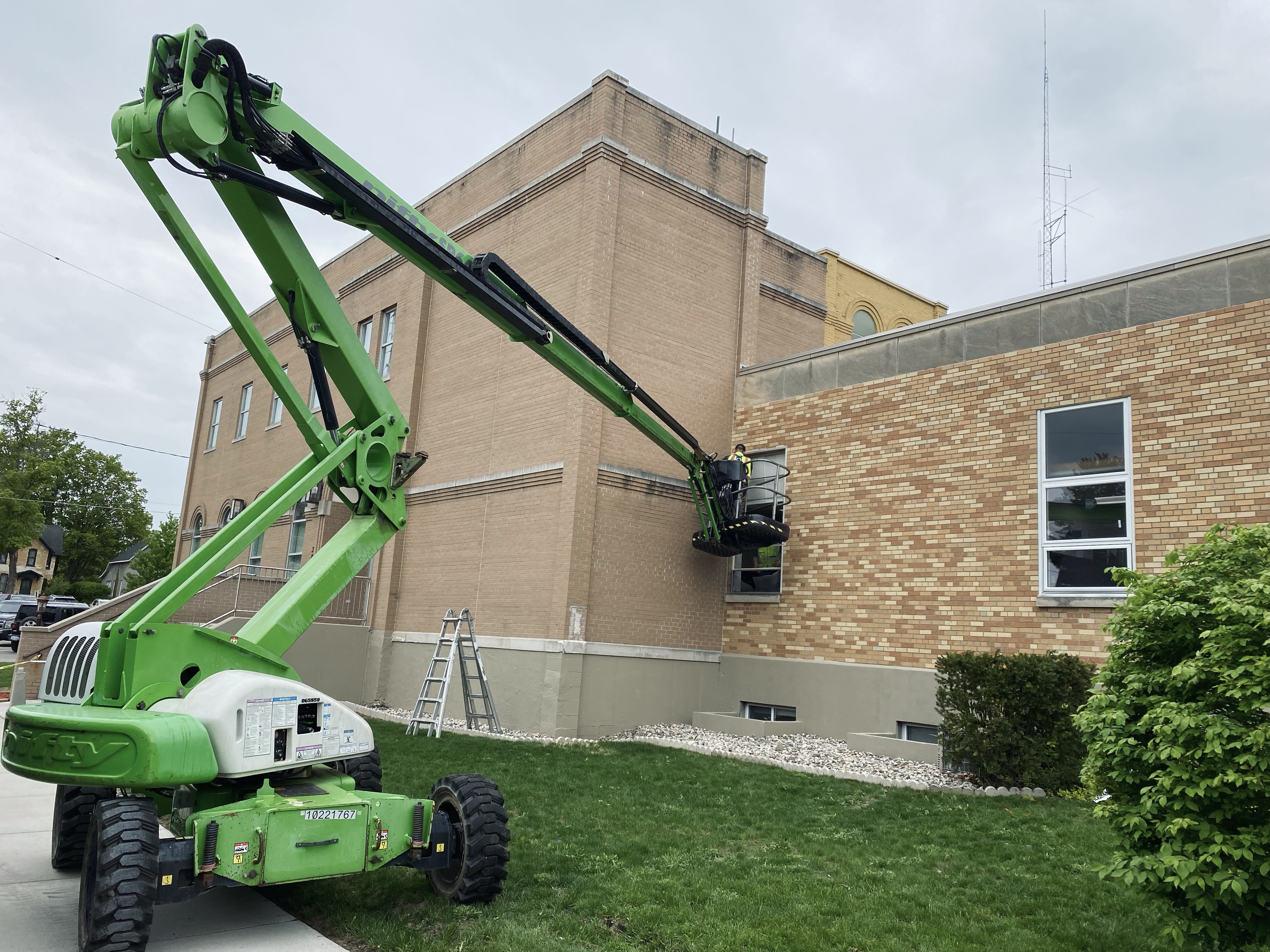 Residential window installation — Reed City Glass West Michigan